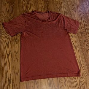 Men’s Lululemon metal vent tech T-shirt